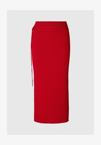 Izbrano, equestrian red