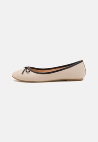 Δεν επιλέχθηκε, beige/black