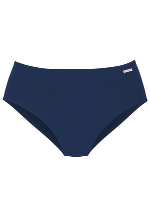 Granatowe bikini o gładkiej, elastycznej tkaninie. Wysoki stan z wyraźnymi brzegami i subtelną metką z logo po boku.