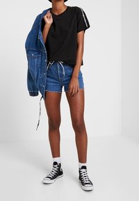 Levi's® Jeansshorts - dark-blue denim
