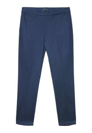 Pantalons ajustés bleu marine avec passants de ceinture, poches latérales et coupe slim, présentés sur un fond blanc.