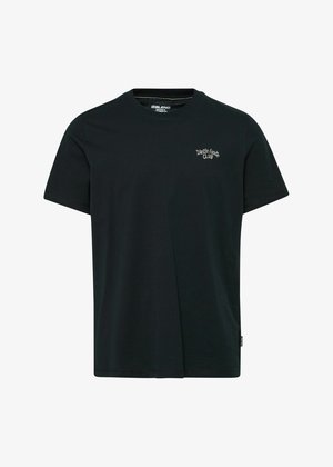 Čierne bavlnené tričko s krátkymi rukávmi, okrúhlym výstrihom, s bielym vyšívaným textom "Danish Foodie Club" na hornej ľavej strane hrude.