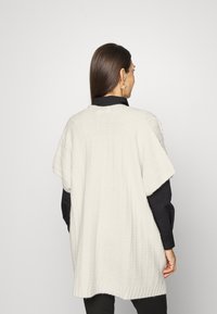 Cream UMBA CARDIGAN - Casaco de malha - eggnog