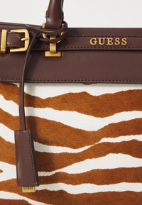 Guess SESTRI SATCHEL - Borsa a mano - dark brown