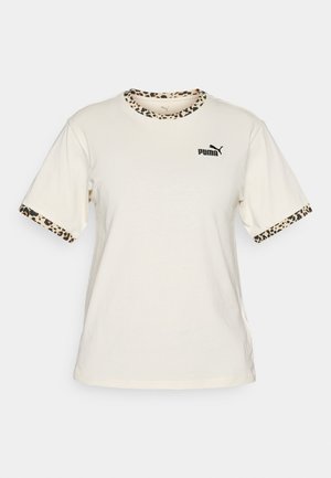 Off-white Puma T-skjorte med såkalt leopardmønster på kragen og mansjettene, og svart Puma-logo på venstre bryst.