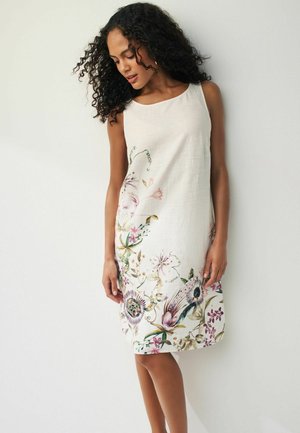 PETITE  - Vestido informal - ecru cream floral