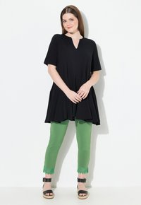 Ulla Popken TUNIC - T-shirt basic - black