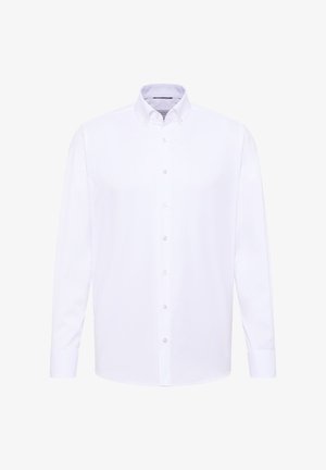 Chemise blanche à manches longues, à boutonnière, avec un col classique, en tissu lisse, dotée de boutons blancs et d'un ourlet droit.
