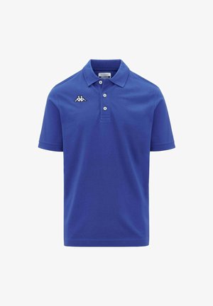 Polo shirt blu in cotone, con un colletto a due bottoni, maniche corte e un logo ricamato sul petto. Texture liscia.