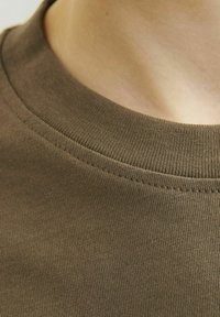 Jack & Jones Junior JJESTAR NOOS - Triko s potiskem - canteen