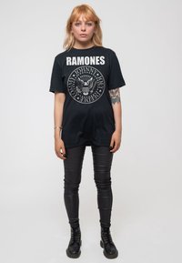 Paradiso Clothing RAMONES PRESIDENTIAL SEAL - Print T-shirt - black