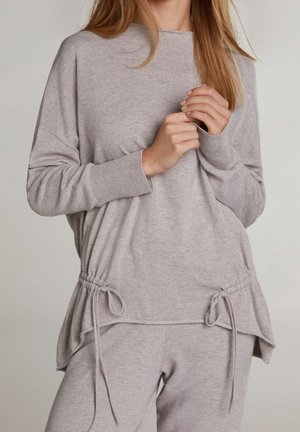 Sweter