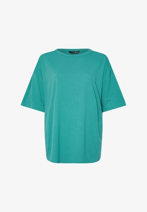 Oversized teal T-shirt met korte mouwen en een ronde hals, met verlaagde schouders, gemaakt van zachte stof, afgebeeld op een witte achtergrond.