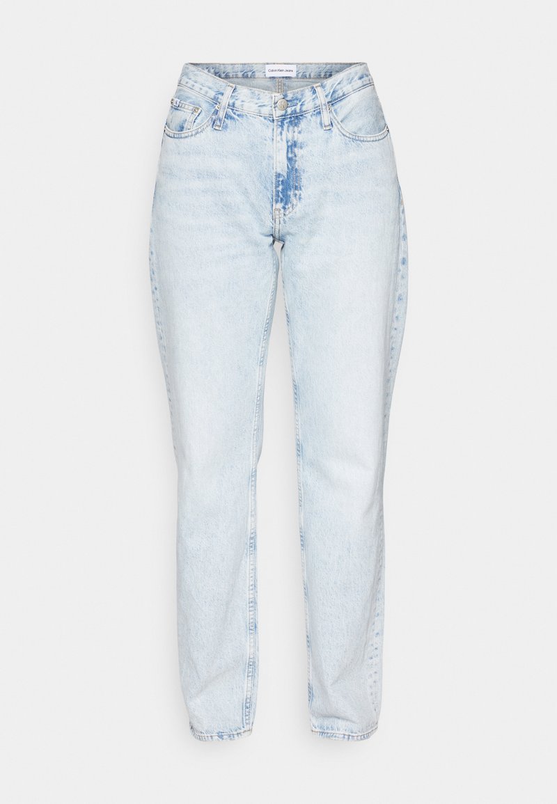 Jeans a sigaretta