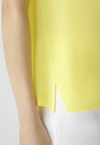Oui AYANO - T-Shirt basic - yellow