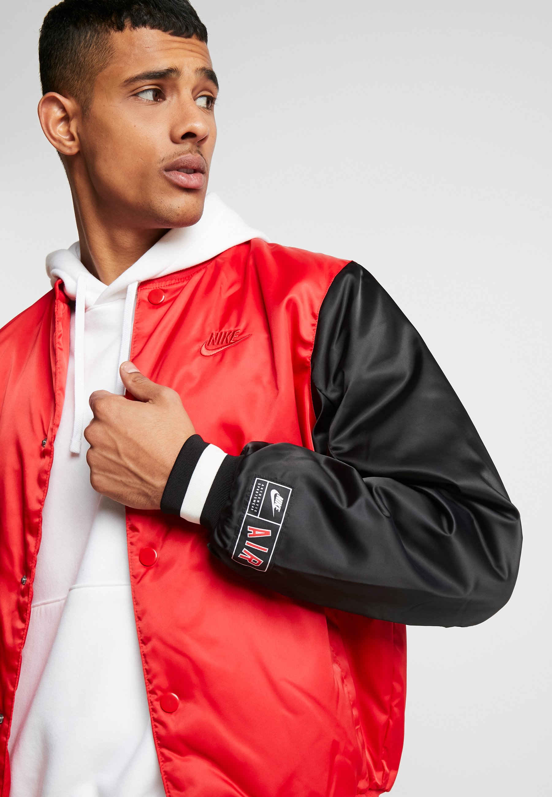 nike air bomber