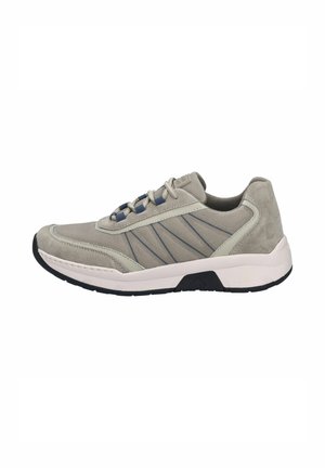 Helle graue Sneaker mit Obermaterial aus Mesh und Wildleder, blauen Akzenten, Schnürdesign, gepolsterter Sohle und strukturiertem Profil für Grip.