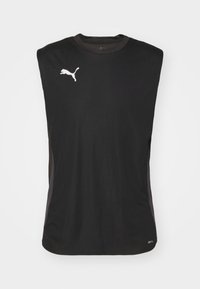 Zwarte mouwloze sporttanktop gemaakt van lichtgewicht stof, met een ronde halslijn, mesh accenten en een wit Puma-logo op de voorkant.