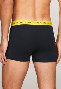 Tommy Hilfiger SIGNATURE TRUNK 3 PACK - Boxer alsónadrág - valley yellow/blue spell des sky