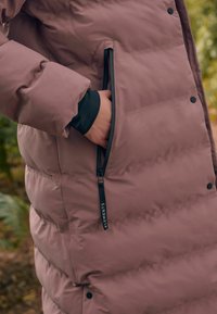 Next REGULAR FIT - Geacă - rose pink