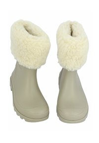 Bottes d'hiver en caoutchouc beige avec une épaisse doublure en polaire blanche et moelleuse repliée sur le dessus, vues de face.
