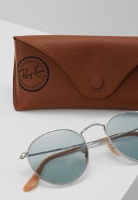 Ray-Ban ROUND UNISEX - Óculos de sol - silver photo blue