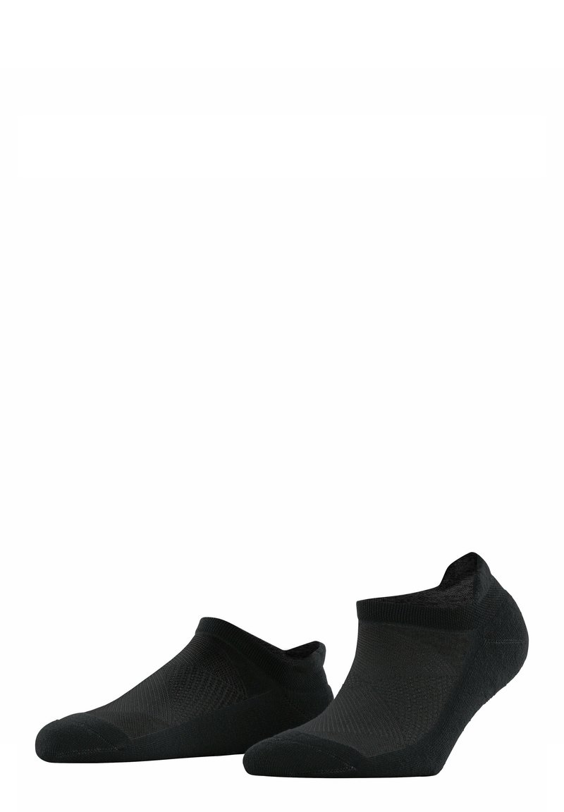 Calze nere alla caviglia con upper testurizzato, punta rinforzata e finitura liscia. Progettate per una vestibilità aderente e una visibilità minima con le scarpe.