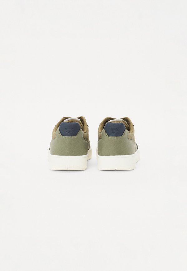 MEN LOW - Trainers - tea4