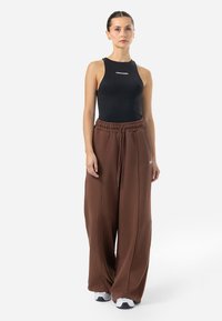 Pegador DRIESA - Tepláky - heavy washed hazel brown
