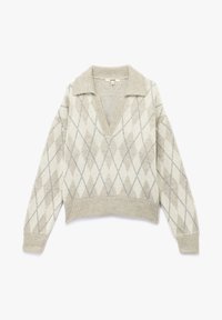 Sweter dzianinowy w beżowym i jasnoszarym wzorze w romby, z głębokim dekoltem w kształcie litery V, długimi rękawami oraz prążkowanym dołem i mankietami.