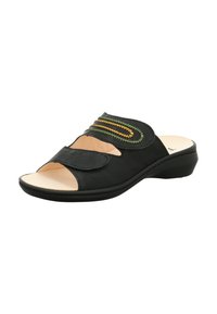 Schwarze Zehentrenner-Sandalette mit einem weichen Lederobermaterial, offener Zehenpartie, verstellbarem Riemen und dekorativer grüner und gelber Ziernaht auf dem Blatt.