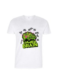 Bílá bavlněná tričko s grafikou zeleného mozku a neonově růžovými akcenty, označené "GAMER BRAIN", a různými herními frázemi kolem něj.