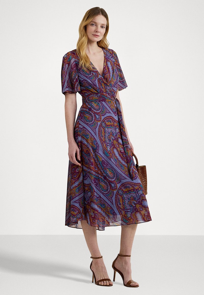 Lauren Ralph Lauren PAISLEY BELTED CRINKLE GEORGETTE DRESS - Day dress -  fuchsia multi/purple - Zalando.co.uk