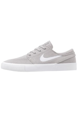 Trainers - light grey