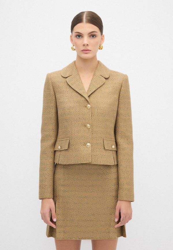 WITH POCKET DETAIL - Blazer - gold