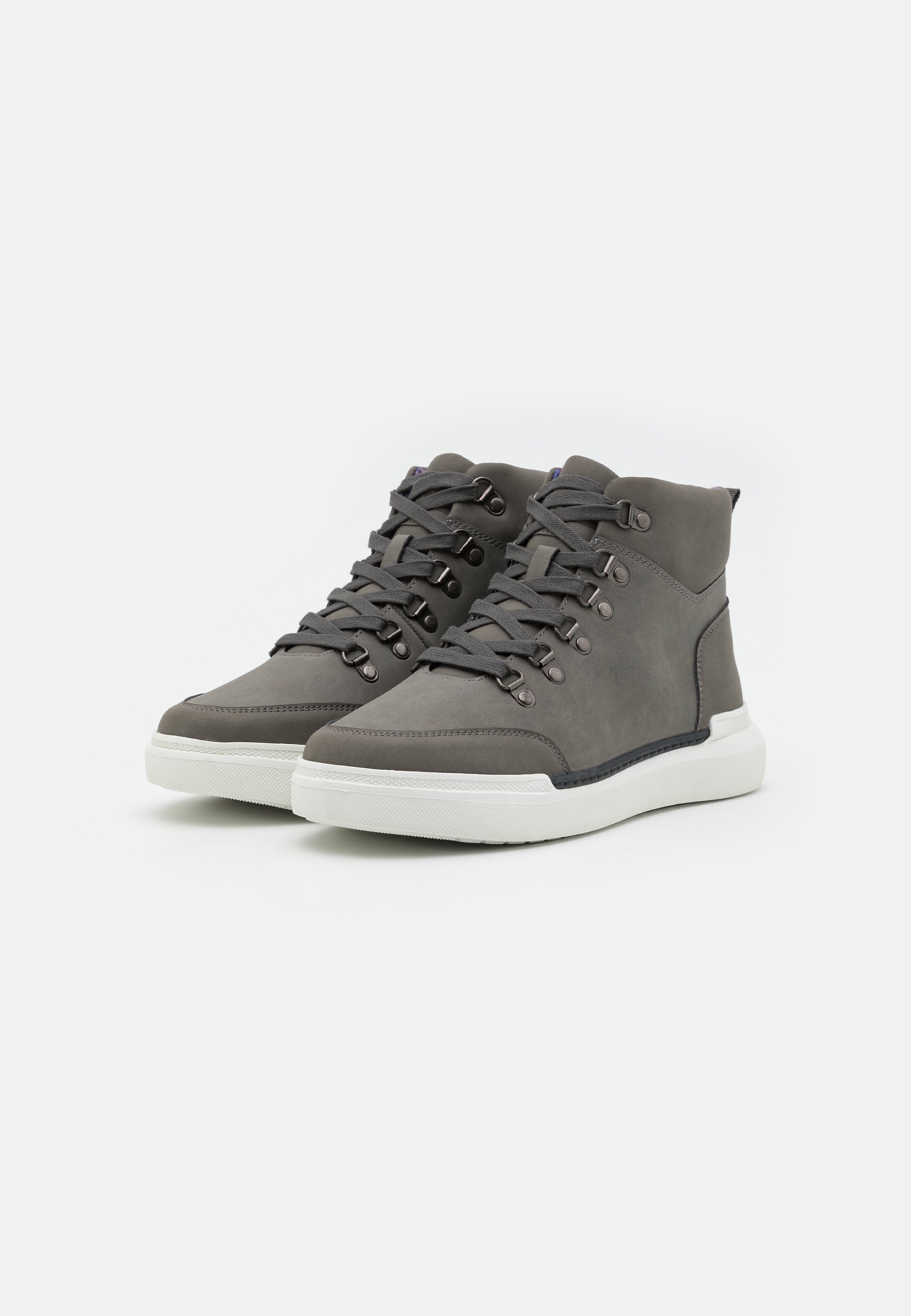 Madden by Steve Madden CANNON - High 