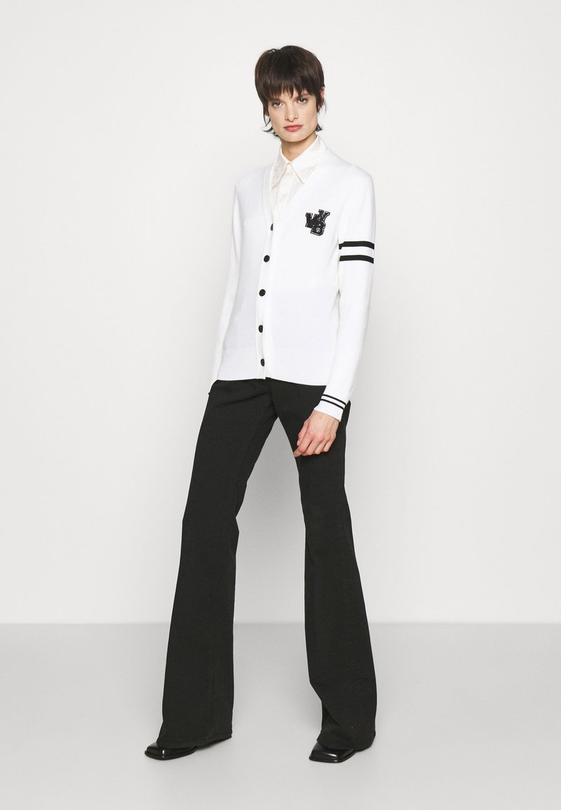 Damen Bekleidung | Victoria Victoria Beckham Strickjacke aged ivory/weiß - FU18678 Damen Bekleidung | Victoria Victoria Beckham Strickjacke aged ivory/weiß - FU18678