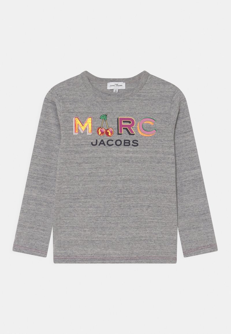 Szary długi rękaw sweatshirt z kolorowym napisem "MARC JACOBS" oraz grafiką wiśni. Miękka tekstura, okrągły dekolt i prosty krój.
