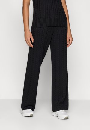 KIANA PANT - Calças de fato de treino - black