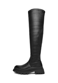 Czarne kozaki do kolan wykonane z gładkiej skóry z grubą podeszwą, z okrągłym noskiem i minimalistycznym detalem przeszycia na górze.