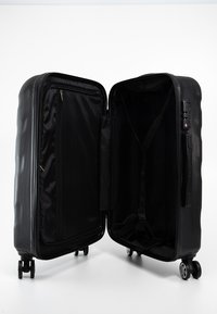 OCHNIK UNISEX czarny