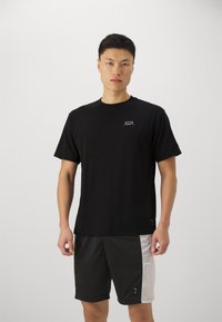Puma JAWS CORE - Základné tričko - puma black