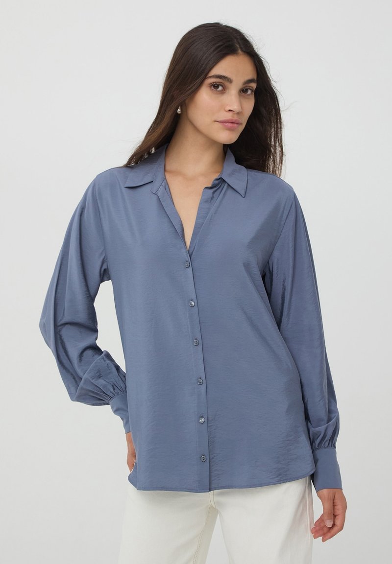 Terranova CON COLLETTO E SCOLLO A V - Camicia - avio