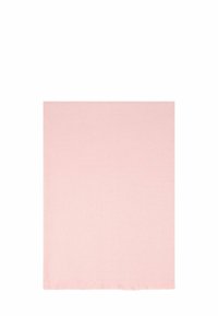 Coperta rosa chiaro con una texture liscia, forma rettangolare e bordi frangiati, progettata per calore e comfort.