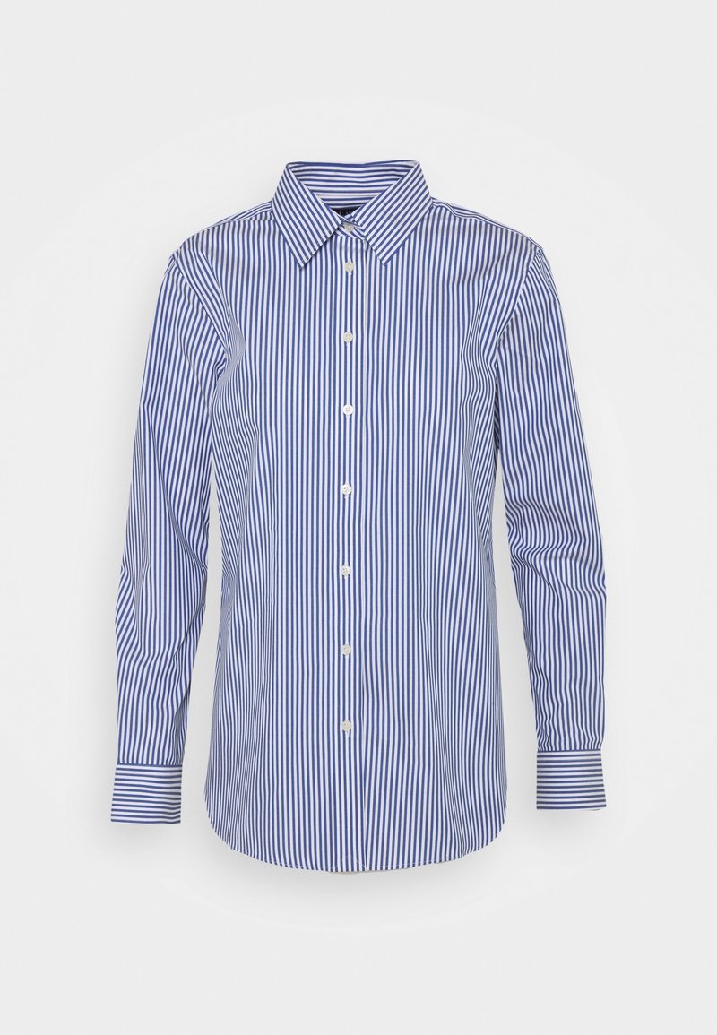 Vit långärmad skjorta med blå vertikala ränder, knappslå framtill och klassisk krage; har manschetter med randmönster.