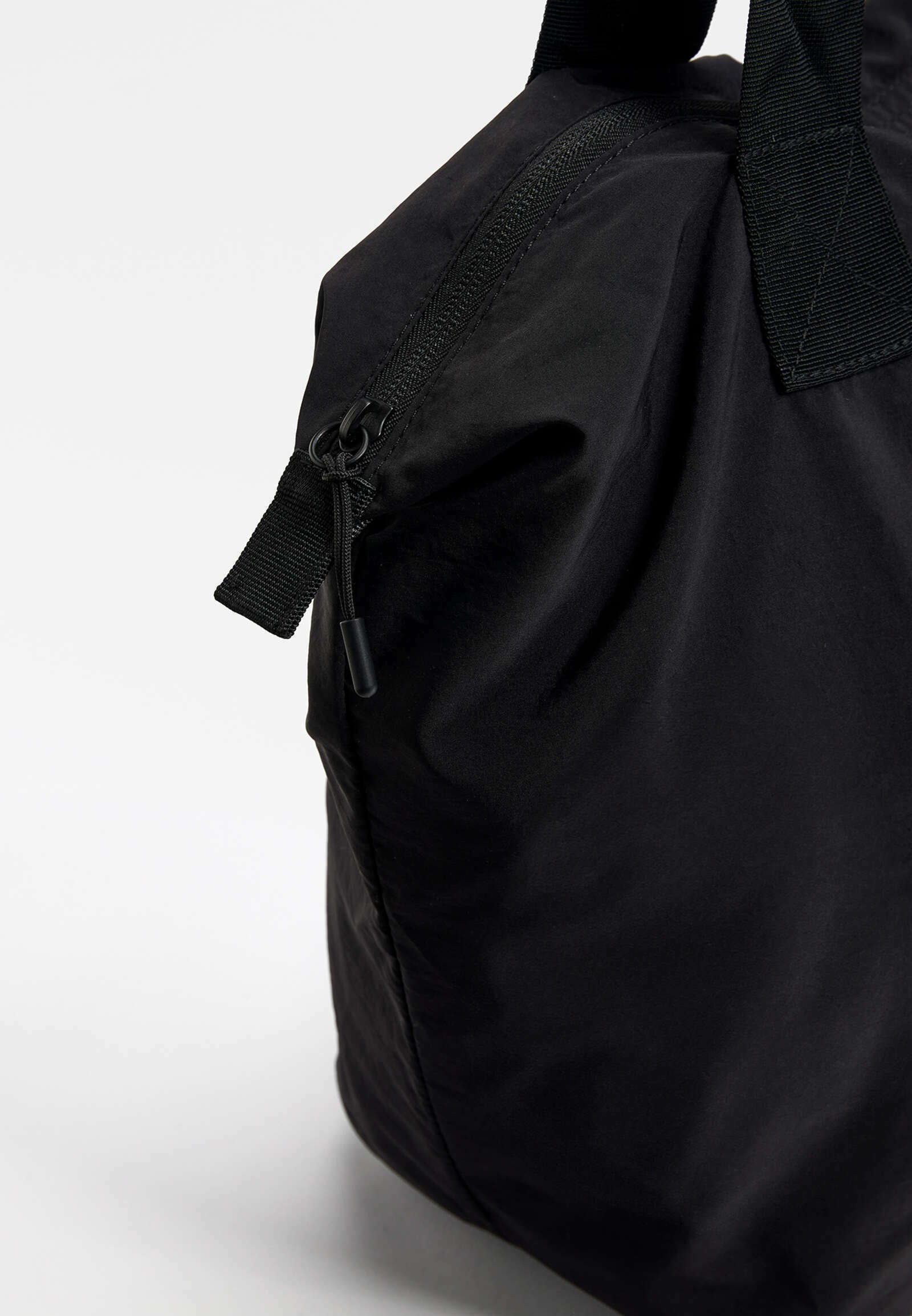 ★TOUT Y EST★ Comfort Eco Bag Black OI1A1EBA20BKA BAGS – TOUT Y EST JP