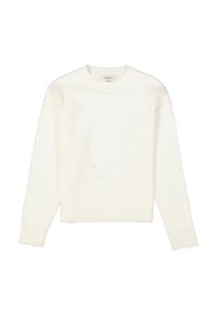 Vit stickad tröja med rundad halsringning, som har ett strukturerat V-formigt mönster framtill och ribbade ärmslut och nederkant. Mjukt, lätt material.