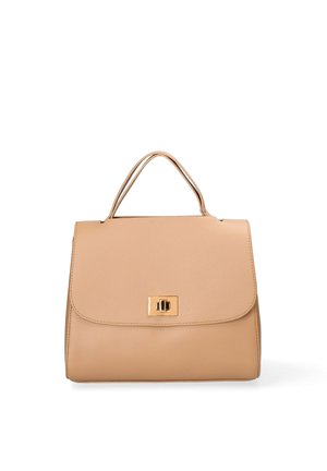 Beige leren handtas met een bovenhandvat en een goudkleurige rechthoekige draaisluiting op de voorflap.