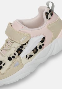 Fila VENTOSA - Sneakers - oyster gray mauve chalk