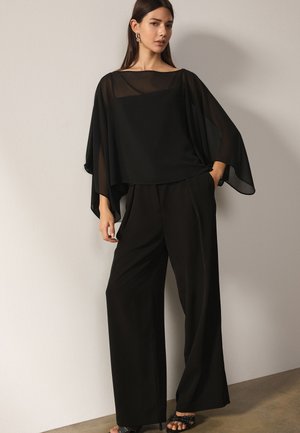 Next, REGULAR FIT - SHEER LAYER CAPE SLEEVE TOP  . - Blúzka - black